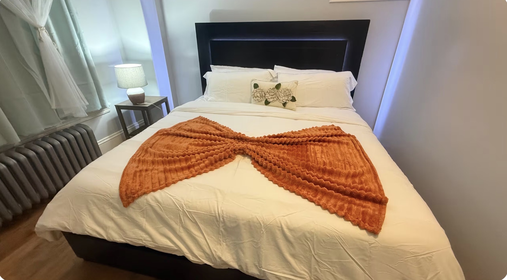 Elegant West Side 3BR unit w/ King Suite - Image 19