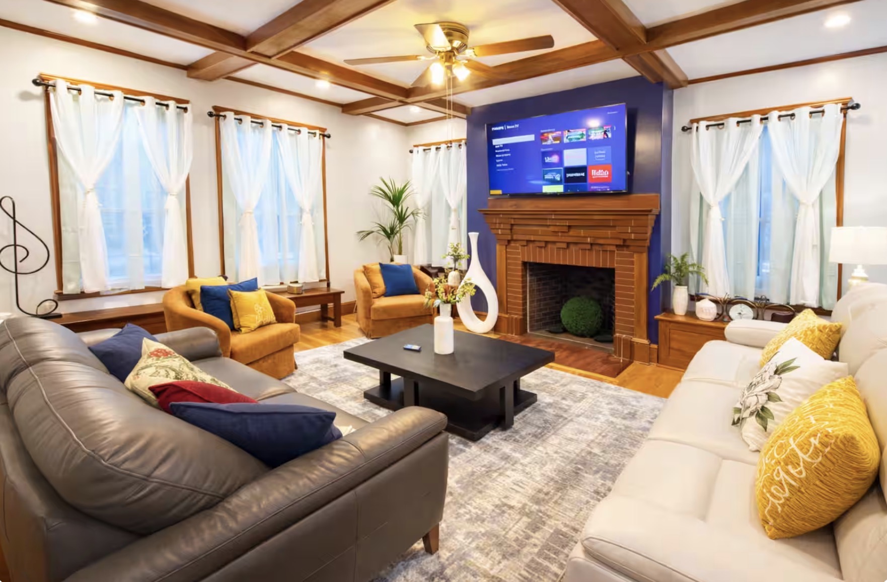 Elegant West Side 3BR unit w/ King Suite